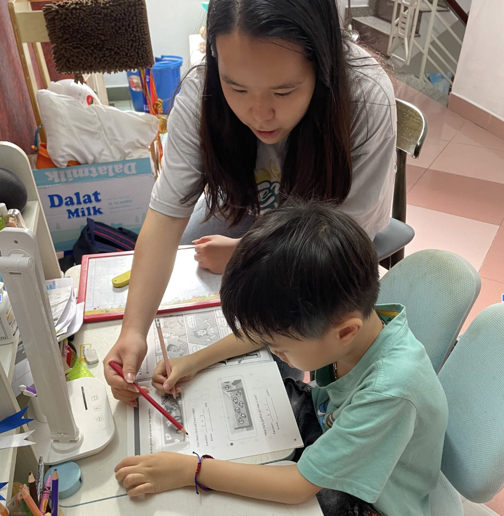 Phụ huynh bé Quân